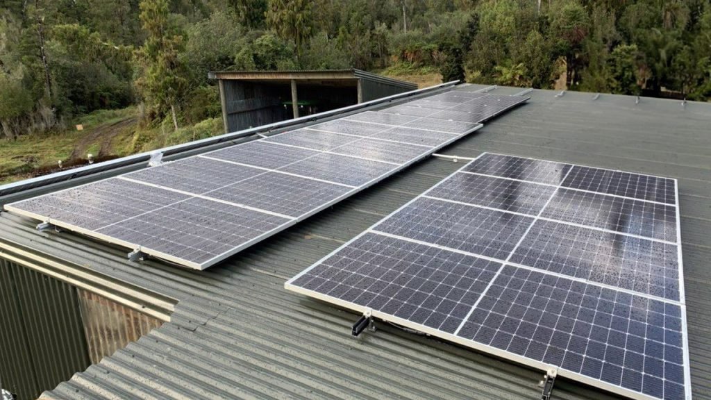 550W Solar Panels on Shed, Off-grid solar system